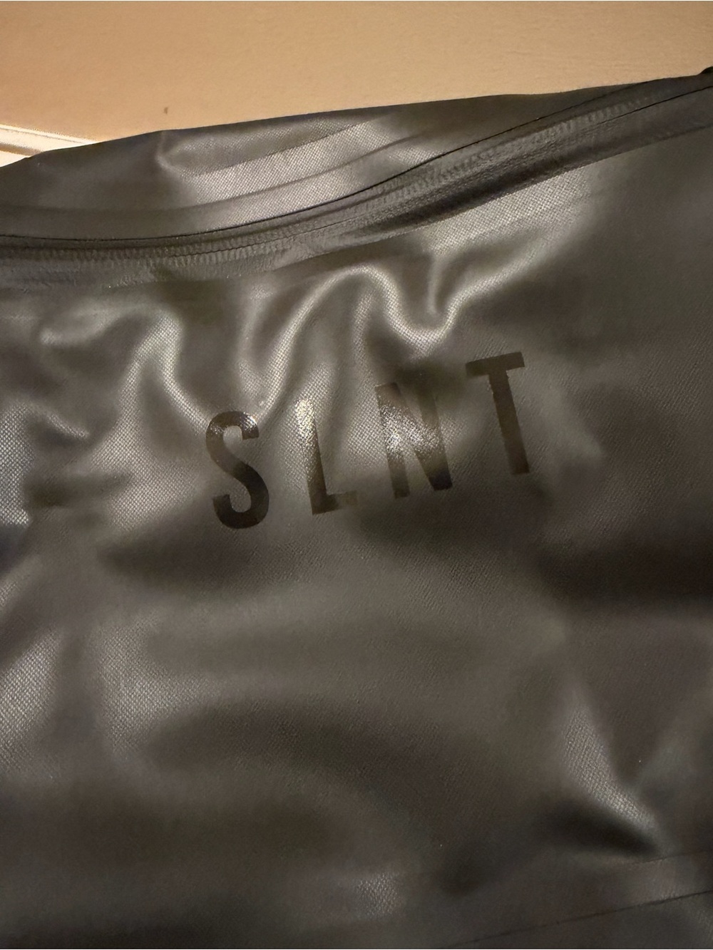 SLNT Men’s Black water resistant bag